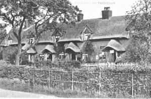 Old cottages on Longton Road